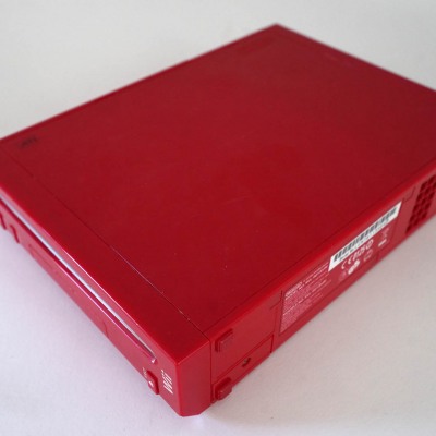 Wii (Red)