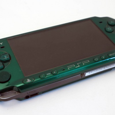 PlayStation Portable-3000 (Green)