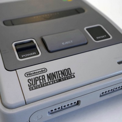 Super Nintendo Entertainment System (SNES)