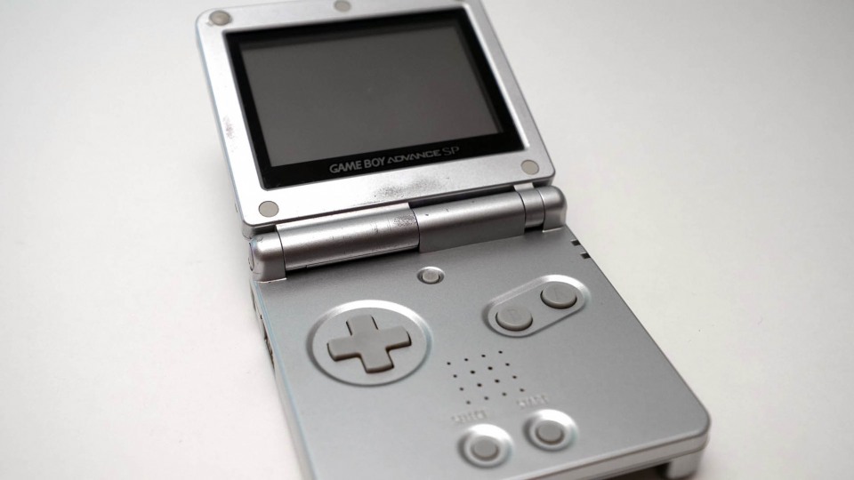 Game Boy Advance SP (Silver)