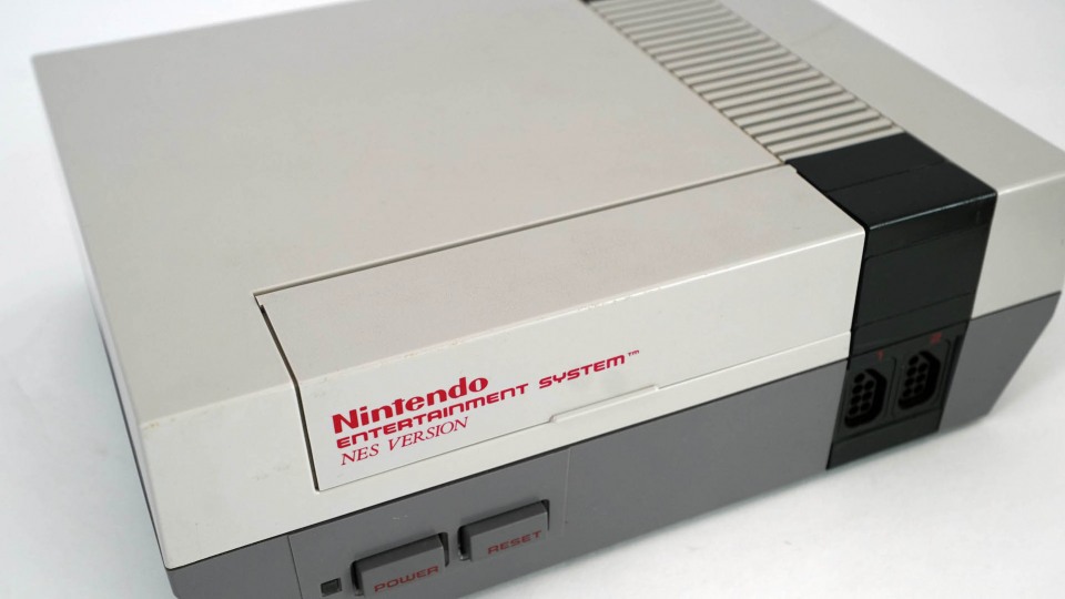 Nintendo Entertainment System (NES)