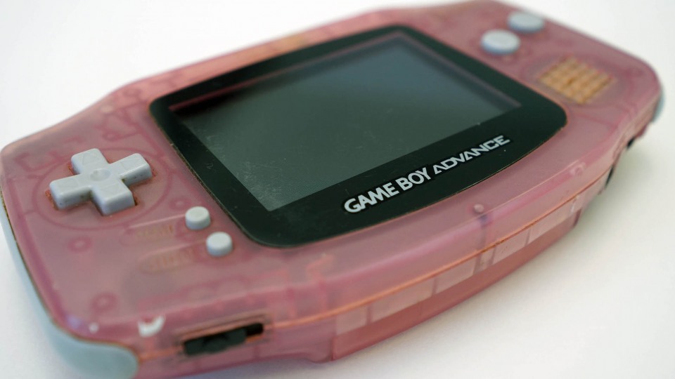 Game Boy Advance (Transparent Pink)