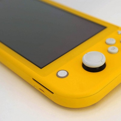 Nintendo Switch Lite (Yellow)